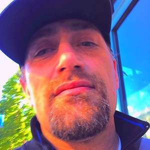 Meet your Posher, Nicholas